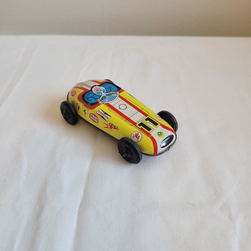 Vintage Yellow Lucky Toy Tin Race Car 11